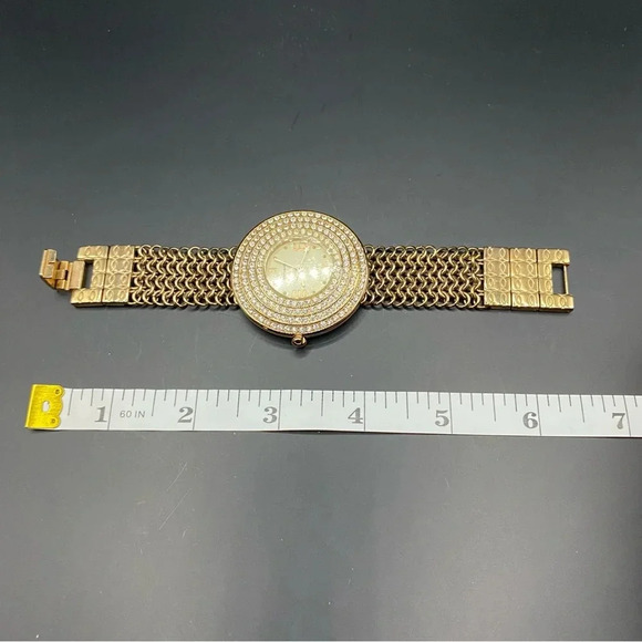 VGT JENNIFER LOPEZ Women's Wristwatch Gold-tone Crystal Base Metal Bezel Dial - Picture 11 of 12